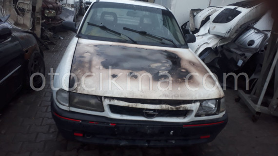 opel astra f ön kaput çıkma