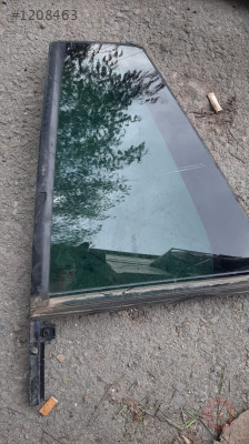 skoda rapit çıkma  sol arka kelebek camı