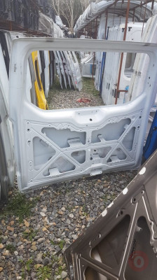 FORD CUSTOM BAGAJ KAPISI TEK KAPI BEYAZ ÇIKMA ORİJİNAL