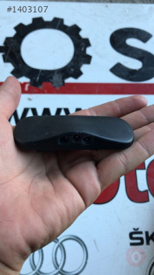 8V3955988A audi a3  ön cam ısıtmalı silecek fıskiyesi sağ
