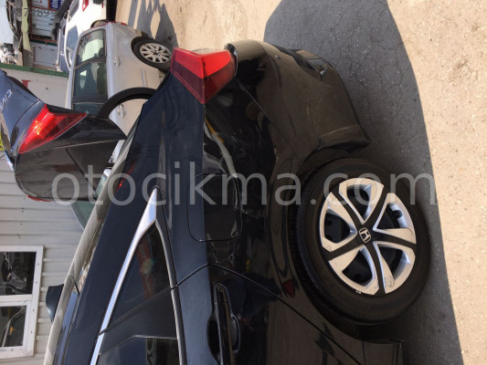 2018 HONDA CİVİC HATASIZ KESME ARKA KASA.