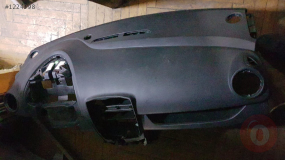 RENAULT CLİO 4 TORPİDO BOŞ ÇIKMA ORİJİNAL