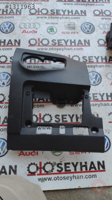 5NB858365A vw tiguan 2017 göğüs sol alt kaplama