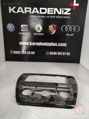 VW JETTA TEYP ÇERÇEVESİ-5C6858069F