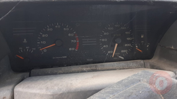 1993 model peugeot 405 çıkma kilometre saati