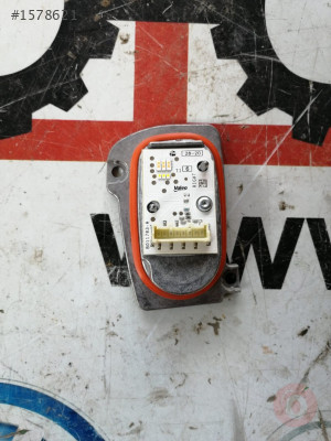 8V0998474A audi a3 2020 sağ ön far sinyal beyni