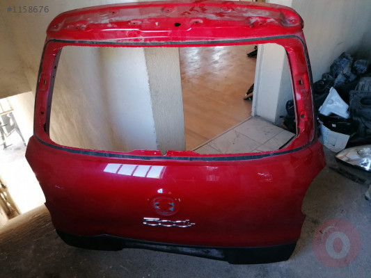 FIAT 500L BAGAJ KAPAĞI FAR PANJUR VE TÜM ÇIKMA PARÇALAR