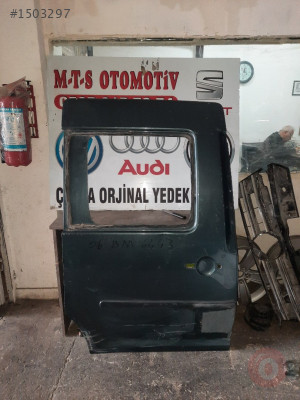 VOLKSWAGEN CADDY SAĞ ARKA SÜRGÜLÜ KAPI ÇIKMA ORİJİNAL