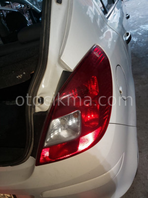 OPEL CORSA D SAĞ STOP ÇIKMA PARÇA