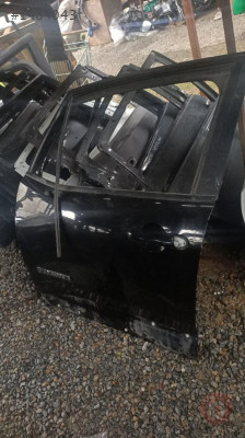 Jeep Renegade hatasız sol ön kapı