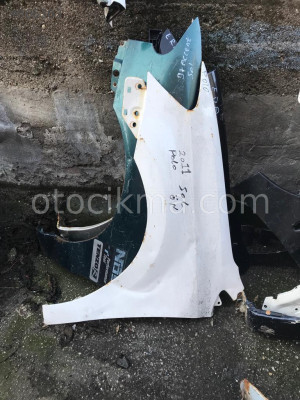 VOLKSWAGEN POLO SOL ÖN ÇAMURLUK GÜÇMANLAR OTO