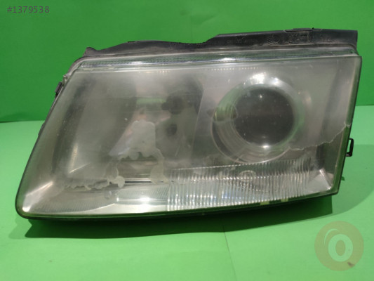 Volkswagen Passat Zenon Mercek Sol Far