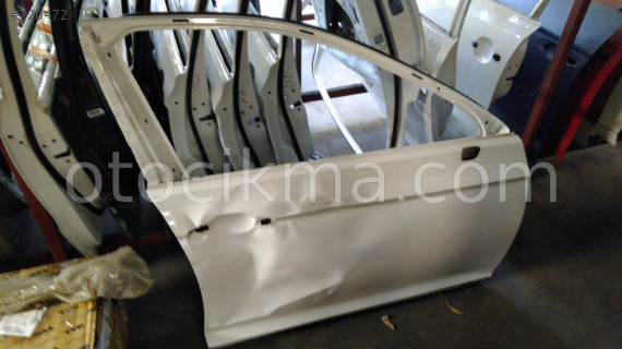 Volkswagen Golf7 Sağ Ön Kapı Çıkma