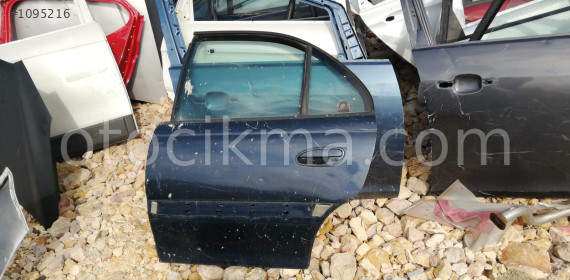 opel omega b çıkma sol arka kapı dolu