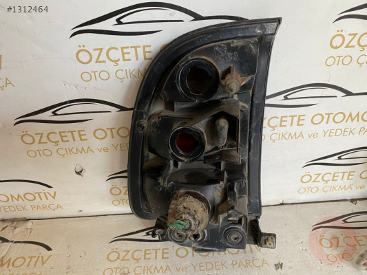 TOYOTA RAV4 SAĞ STOP LAMBASI ORJİNAL ÇIKMA TEMİZ 1996-2000