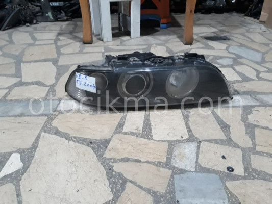 BMW E 39 2003 MODEL SAĞ ÖN FAR