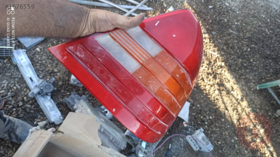 Mercedes c 180 sağ arka stop