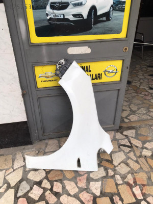 Opel astra j sol ön çamurluk