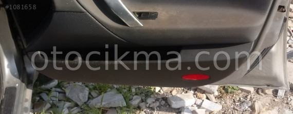 2002 2007 nissan primera tekno çıkma sağ ön kapı cebi