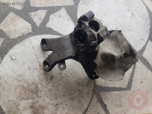 AUDİ A4-Q5- A6-A7 MOTOR KULAGI SAĞ  8K0198308CA