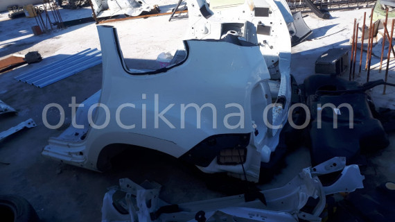 DACİA DUSTER SAĞ SOL ARKA ÇAMURLUK ARKA KASA BEYAZ