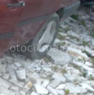 1996 fiat tempra station 1.6 çıkma sol arka jant lastik
