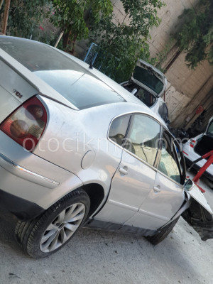 99-2004 Volkswagen Passat sağ ön kapı camı