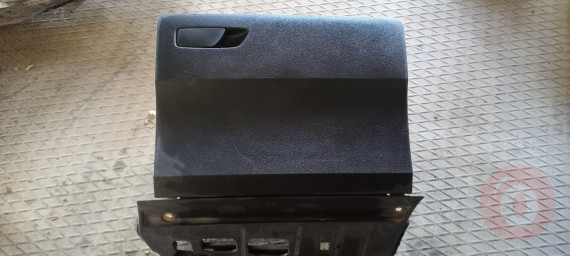 81B857035A - Audi Q2 Torpido Orjinal Çıkma