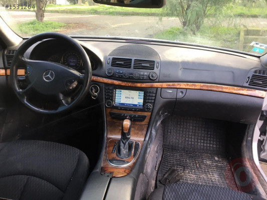 MERCEDES E 220 SİNYAL KOLU ÇIKMA