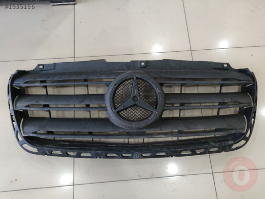 Mercedes Sprinter W910 Ön Panjur A9108852800