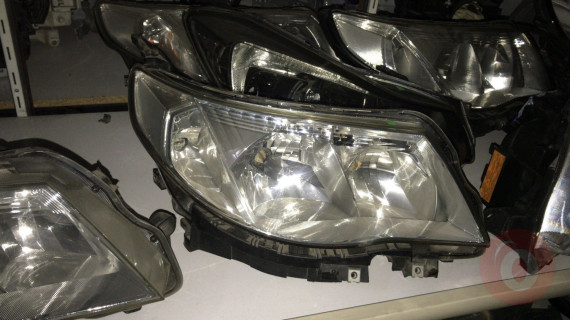 Subaru Forester 2008-2011 sag sol far çıkma