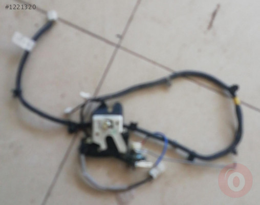 chevrolet aveo sedan t250 çıkma bagaj içi tesisat.