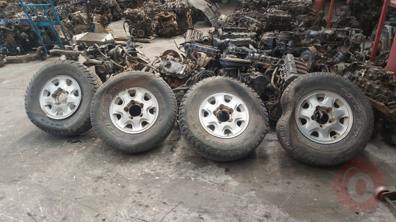 Suzuki Vitara Çıkma Çelik Jant OTO İRFAN