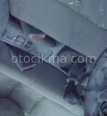 1996  VOLVO S40 ORİJİNAL EMNİYET KEMERİ GİRİŞİ.