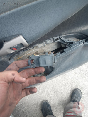 Toyota Corolla Sağ Ön Cam Düğmesi 2006-2012