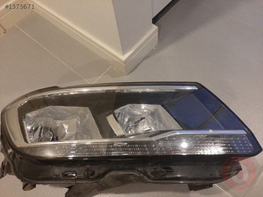 Çıkma Ön sag far orjinal tiguen wolksvagen