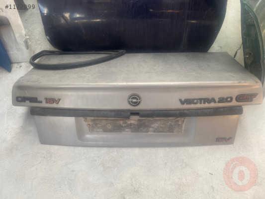 Vectra a bagaj kapağı çıkma temiz