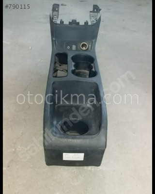 2012 ford fiesta orta konsol orj.cıkma