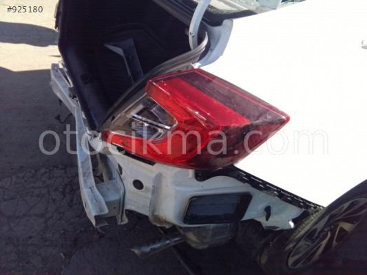 2017 HONDA CİVİC ORİJİNAL SAĞ STOP.