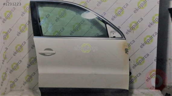 VOLKSWAGEN TİGUAN 2009 2016 SAĞ ÖN KAPI  SÖKME 5N0831056B
