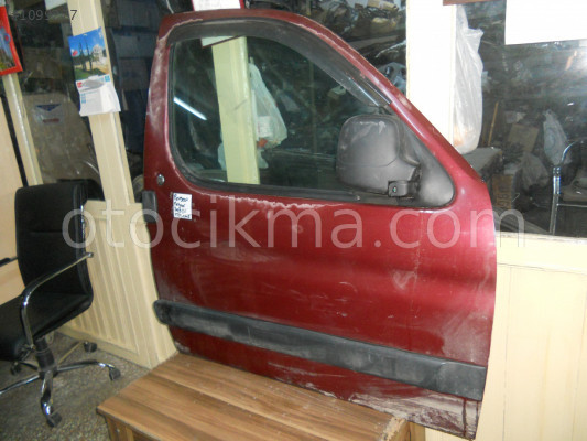 PEUGEOT PARTNER SAĞ ÖN  KAPI CAMI ORJİNAL