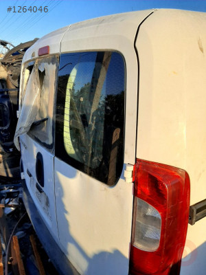 2009 model peugeot bipper 1.4 hdi çıkma takım bagaj kapağı