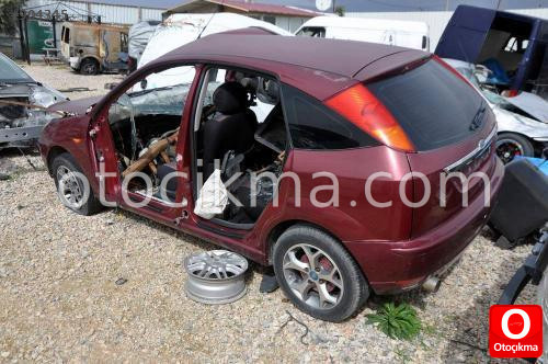 FORD FOCUS H.BACK SOL ARKA ÇAMURLUK ARAÇTAN KESME