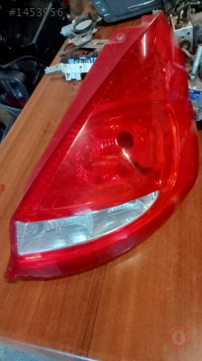 Ford fiesta sağ arka stop