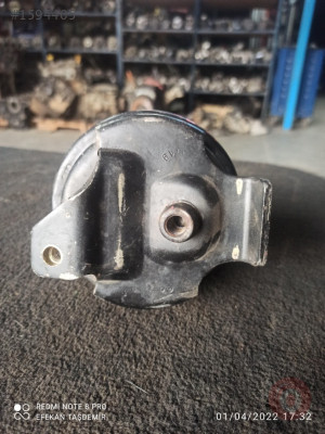 Volkswagen Golf2 Motor Takozu Çıkma Orjinal