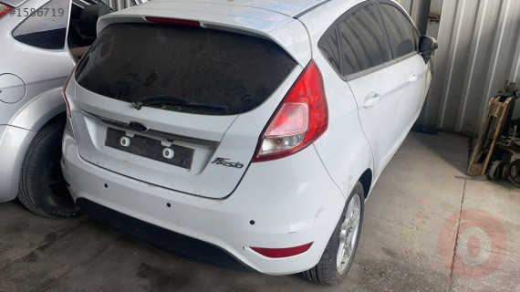 Ford Fiesta 2015  Çıkma Arka Bagaj Kapısı