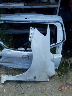 chevrolet aveo t300 çıkma sol ön çamurluk komple.