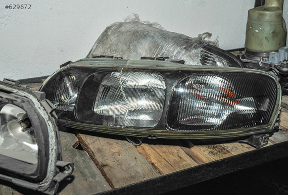 2001 VOLVO S60 ÇIKMA SAĞ FAR.