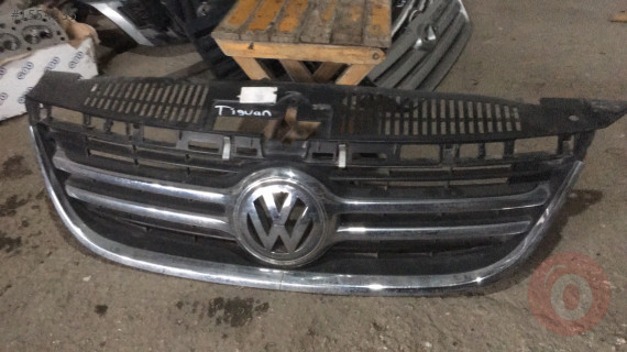 VOLKSWAGEN TİGUAN  ÖN PANJUR