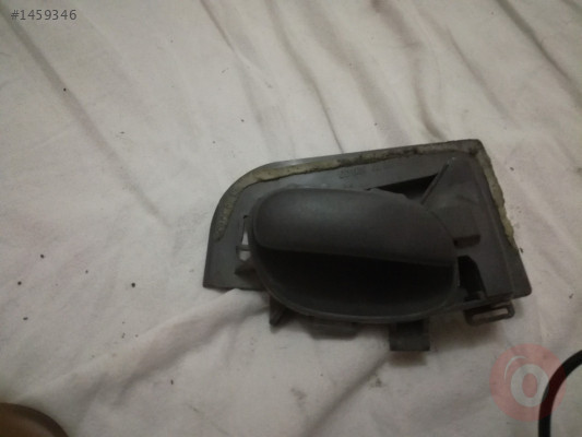 Peugeot 206 iç kapı kolu.
